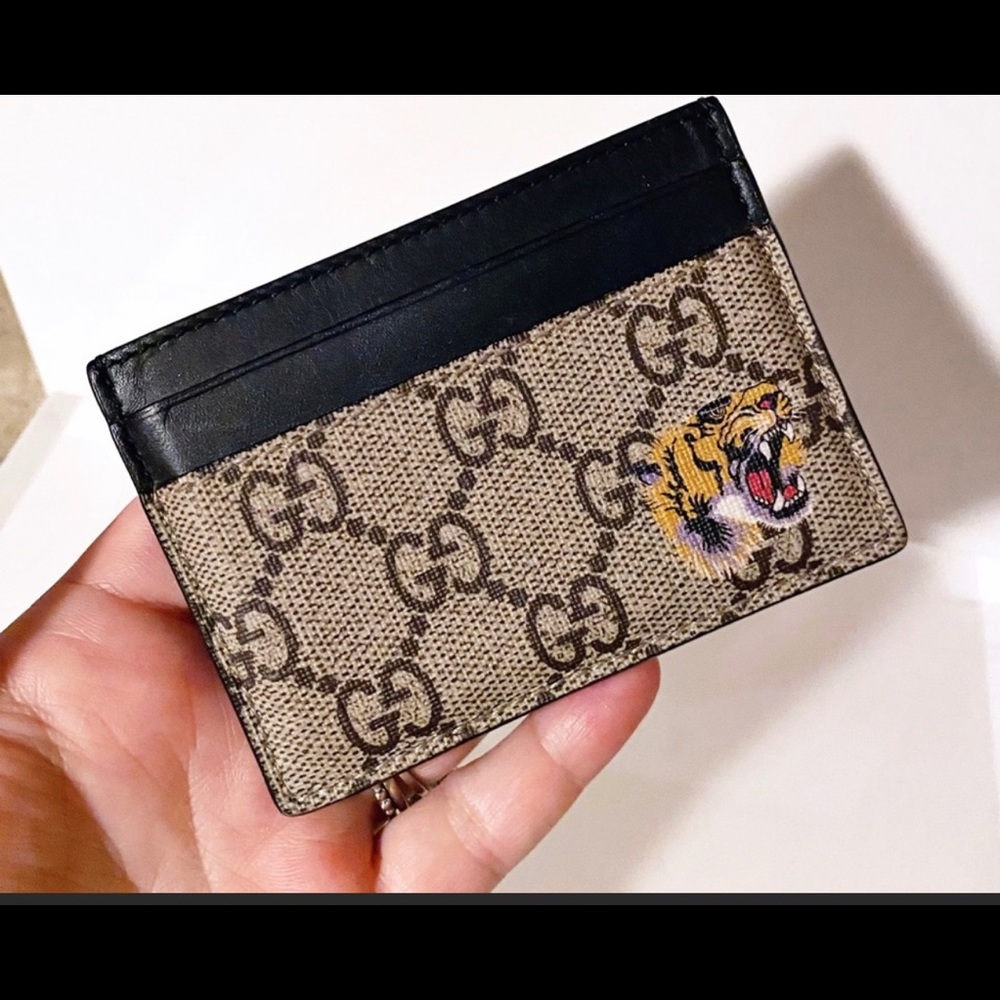 Auth. Gucci Supreme Tiger Card Holder / Wallet